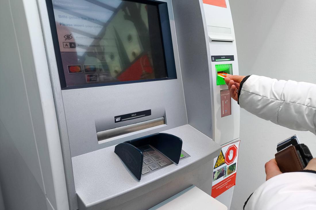 Zwei Sparkassen in Hessen mahnen: Bargeld unbedingt noch vor Wochenende abheben